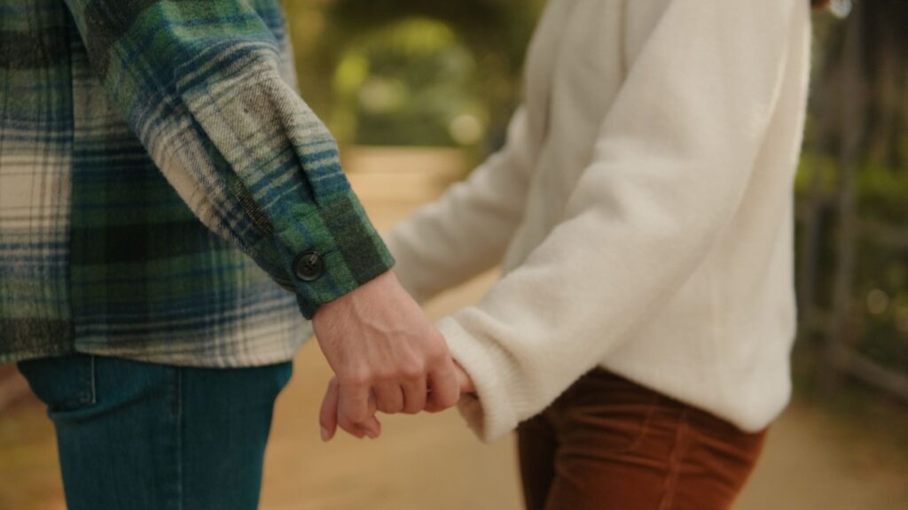 couple healing from a trauma bond